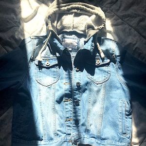 A hooded draw sting, Jean jacket.